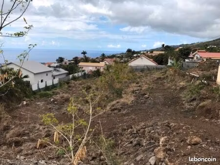 terrain 2 208 m² la possession