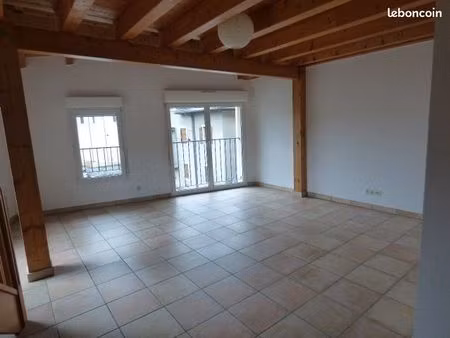 t2 traversant en duplex 57 m2