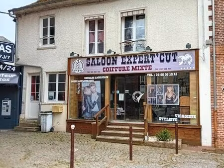 immeuble 80 m² forges les eaux