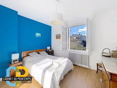 appartement/plateau 3 pièces - chalets/ rue de la concorde