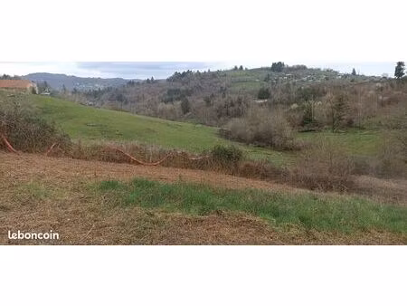 terrain 1049 m² dampniat