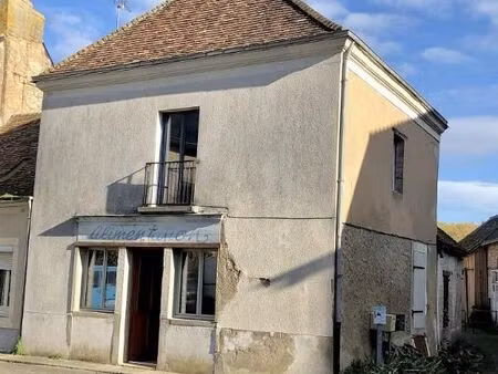 immeuble 114 m² crosmieres