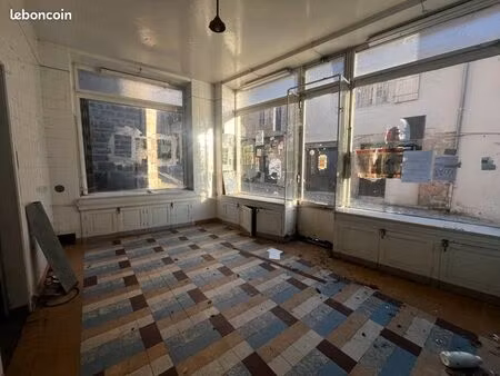 immeuble 154 m² meymac