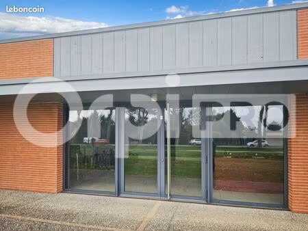 local commercial 92 m²