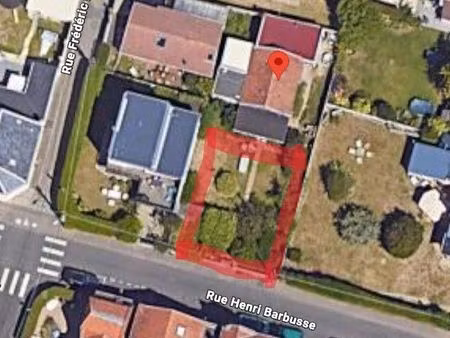 terrain 181 m² sanvic eglise