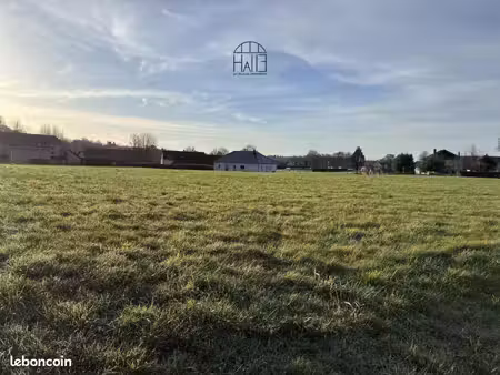 terrain 1 806 m² sadroc