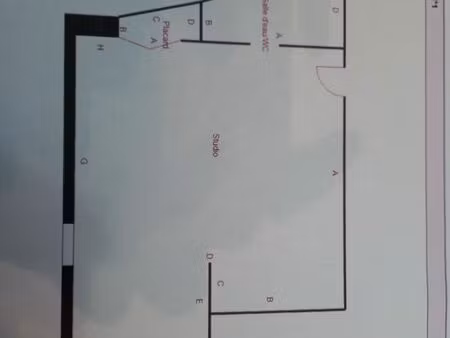 vends studio à cadenet 84