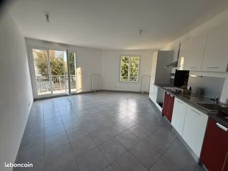appartement t3 libre dans résidence récente en plein centre de la ferté sous jouarre