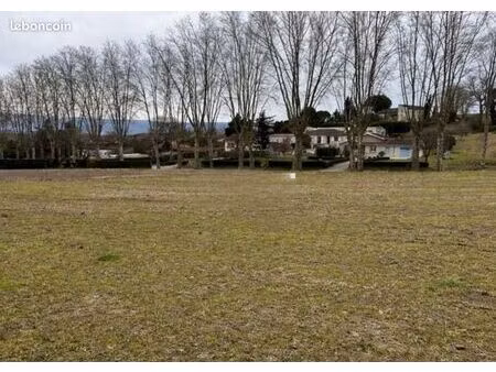 terrain 2 088 m² soual