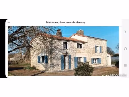 maison classée de 200 m² coeur de chauray