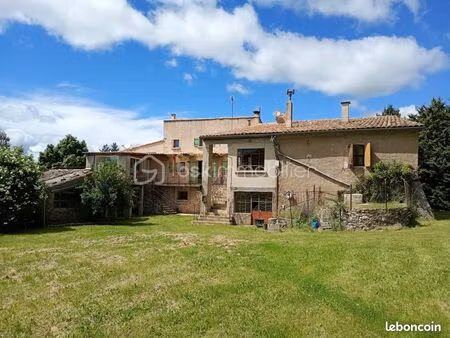 maison 10 pièces 244 m²