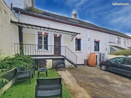 maison 4 pièces 150 m²