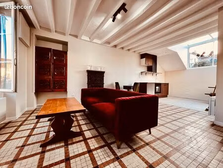 loue 2 pièces centre de vibraye