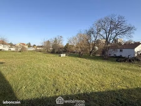 terrain 2 944 m² poitiers