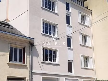 immeuble 20 pièces 380 m²