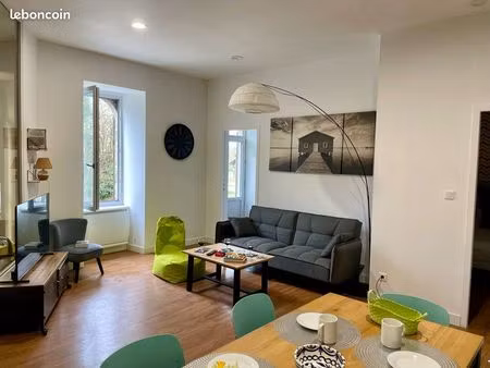 t2 bis rénové parking