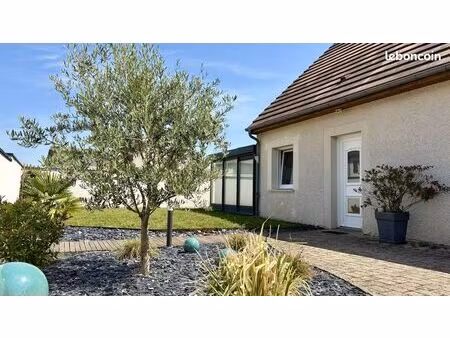 maison t6 130m2 avec jardin proche toutes commodités