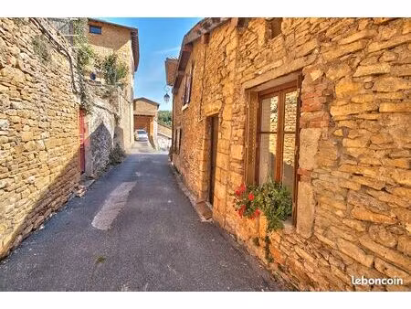 maison de village 3 pièces 130 m²