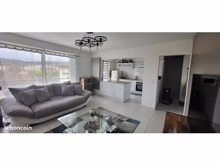 superbe t2 50 m² dernier étage + garage + balcon sud – centre reignier – 5 min gare - poss