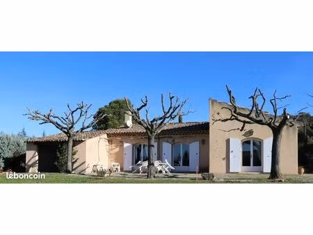 pertuis maison de plain pied de 110 m2 sur 1000 m2