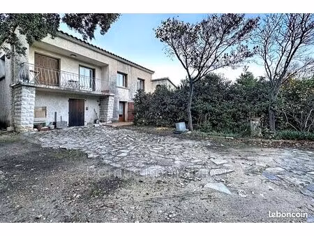 maison 8 pièces 210 m²