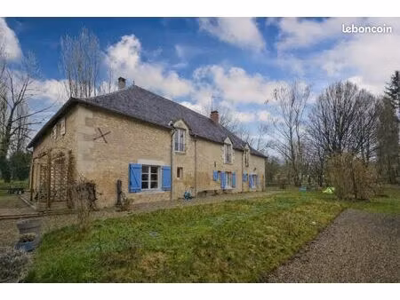 moulin 15 pièces 401 m²