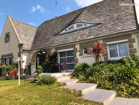 grande maison néo bretonne