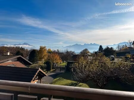 t3 de 80m² + buanderie et garage avec vue montagne