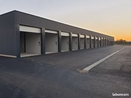garage / box sécurisé – 29 à 60 m² - stockage matériel ou véhicules - zone batipolis niort
