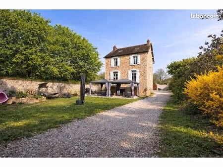 maison pierre 121 m² + hangar 120 m² – terrain 1206 m² – sans vis-à-vis