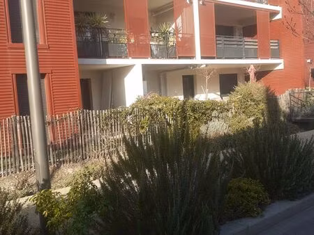 t2 neuf sans frais entraigues 530