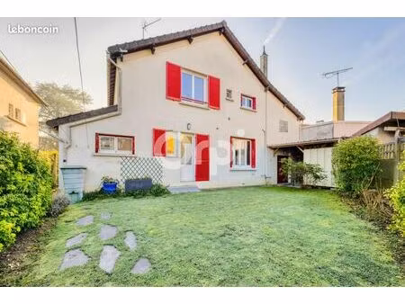 maison 2 pièces 118 m²