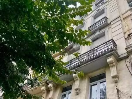 local commercial à vendre  boulevard anspach