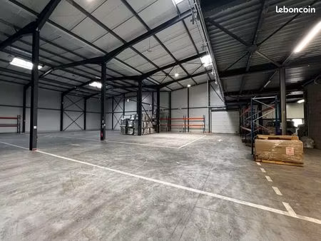 local d'activité 1 293 m²