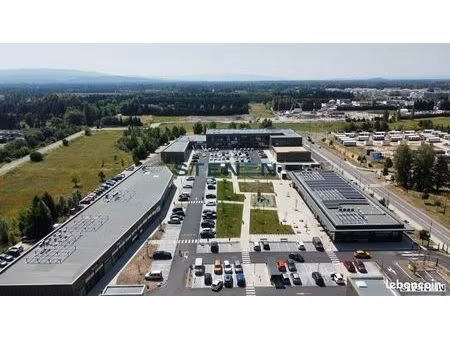 local commercial 139 m²