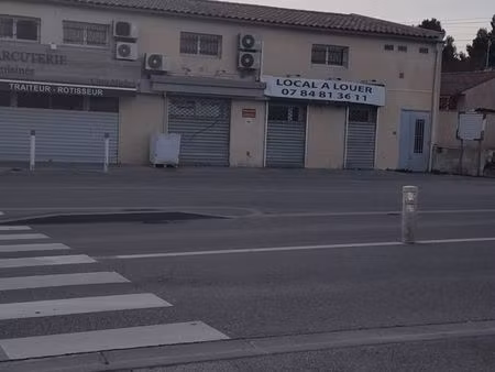 a louer local commercial