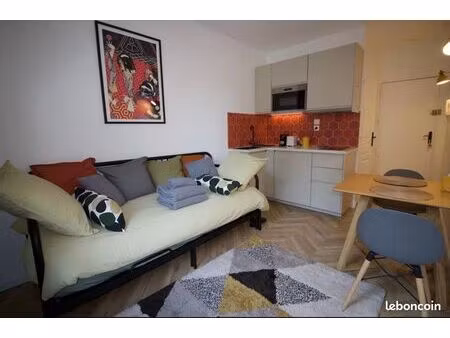 studio place des prêcheurs belle vue lumineux