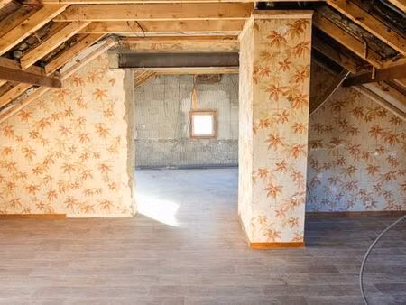 appartement 1 pièce 76 m²