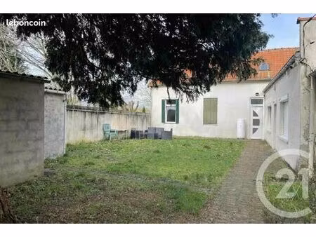 maison 4 pièces 90 m²