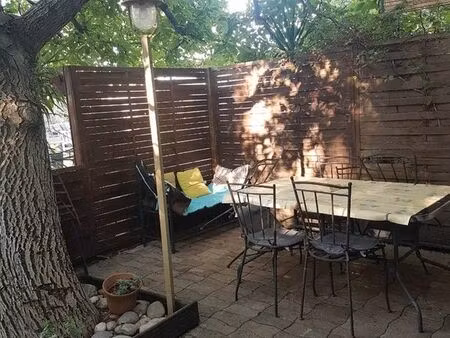 appartement meublé avec terrasse charges comprises