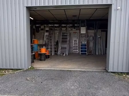 local / entrepôt / dépôt / box stockage 48 à 120 m² – portail – zone artisanale – surface 