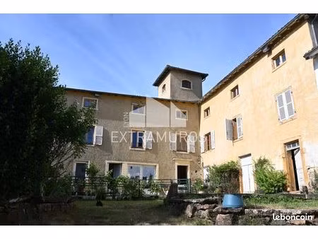 maison 9 pièces 200 m²