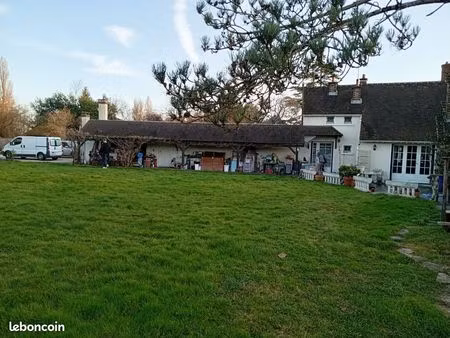 maison a 10kms environ du chateau de fontainebleau