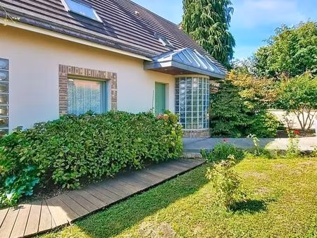 maison 7 pièces 186 m²