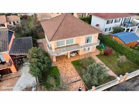 maison individuelle 150 m² – 6 pièces – terrain 720 m² – secteur calme