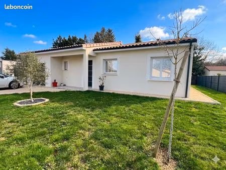 villa 4 pièces 100 m²