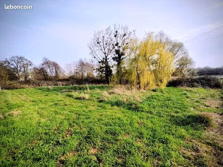 camping-car / van / fourgon – parking 24h du mans – terrain privé proche circuit