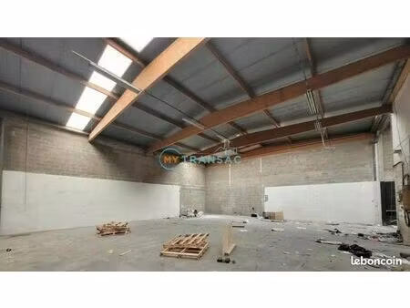 local d'activité 564 m²