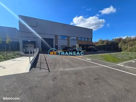 local bureaux 1 675 m²