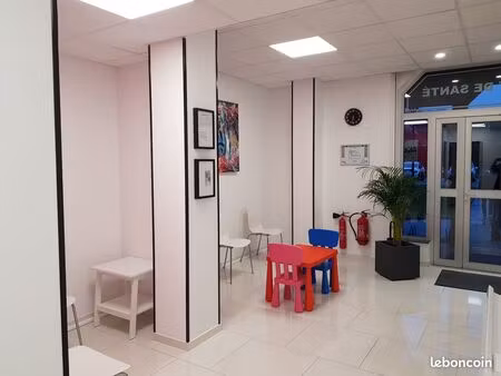 a louer - 2 bureaux pour professions médicales ou paramédicales - cabinet de santé de l'au